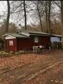 Bungalow Wohnwagen Mobilheim Ansicht auf dem Ostsee Campingplatz